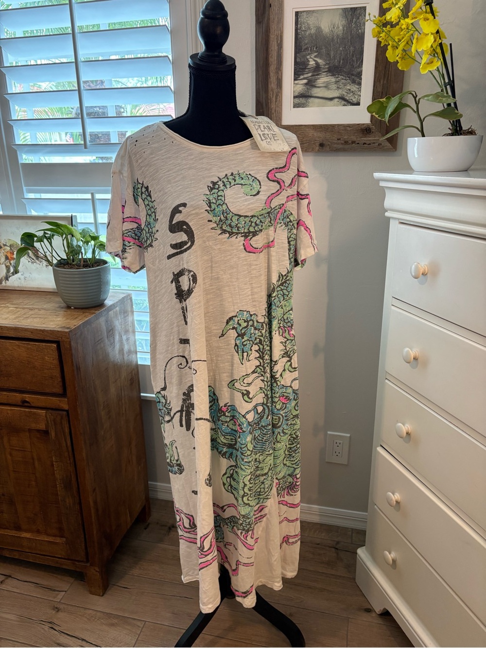 Magnolia Pearl NWT Spirit Dragon Tee Dress in True, OS